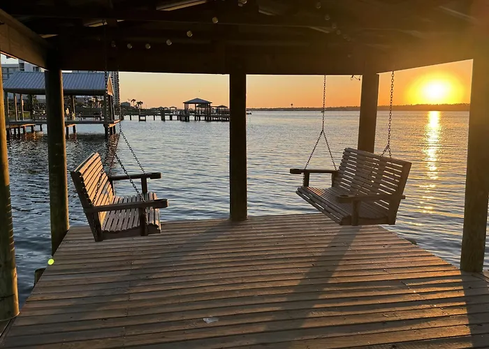 3Br Condo Gulf Views With Pool, Boat Launch And Dock