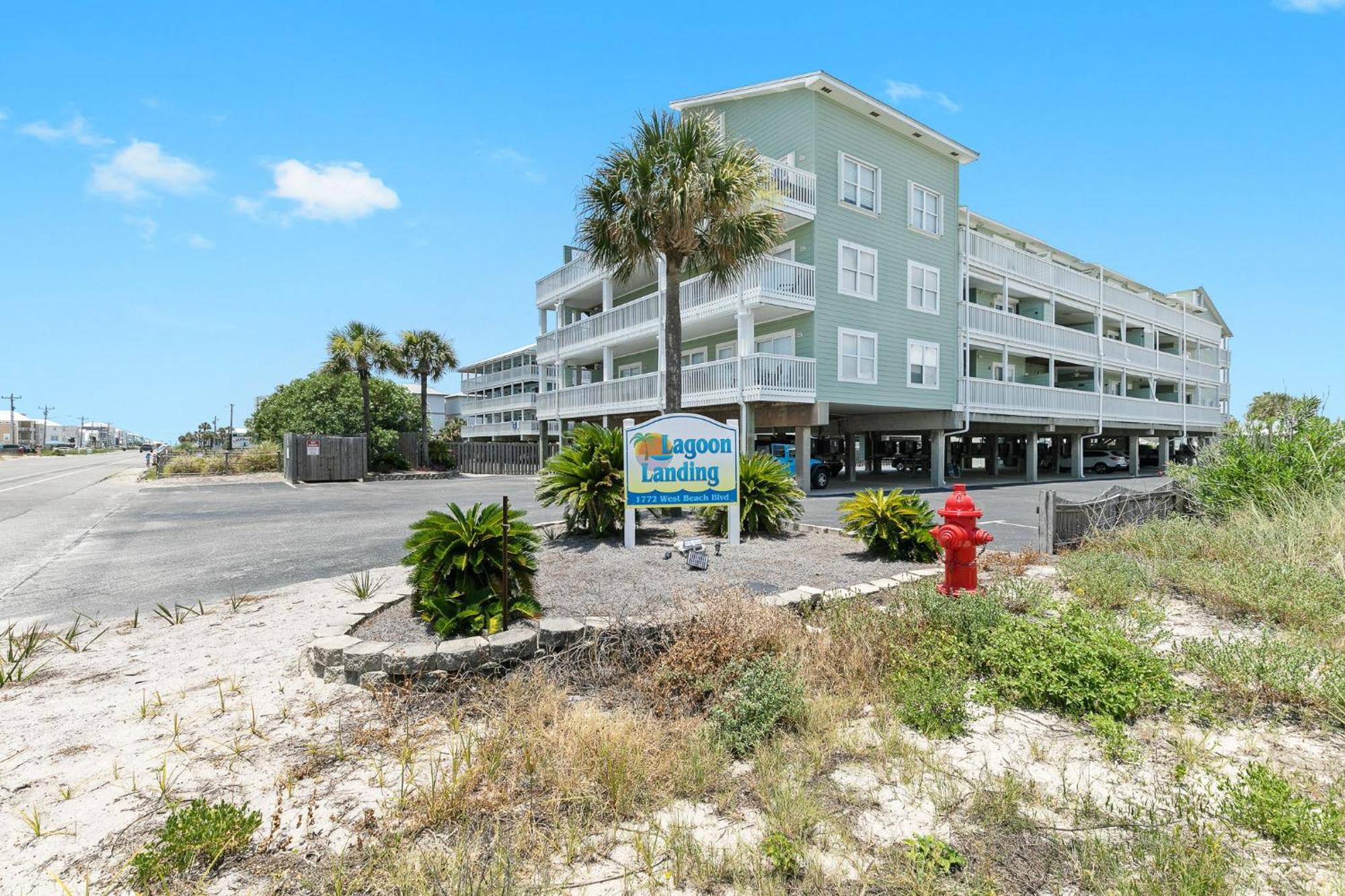 3br Gulf Views With Pool, Boat Launch And Dock Apartment