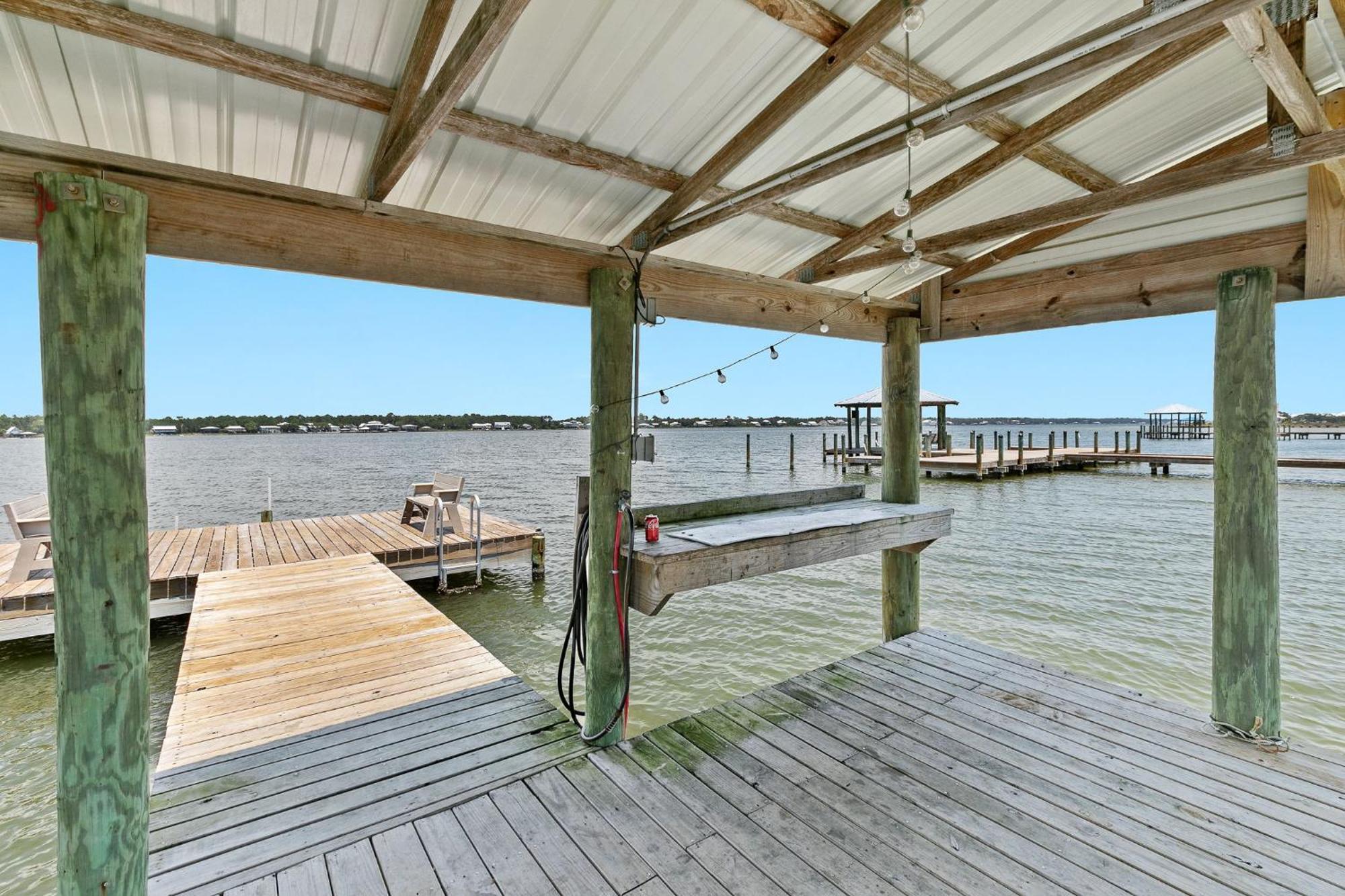 3br Gulf Views With Pool, Boat Launch And Dock Apartment
