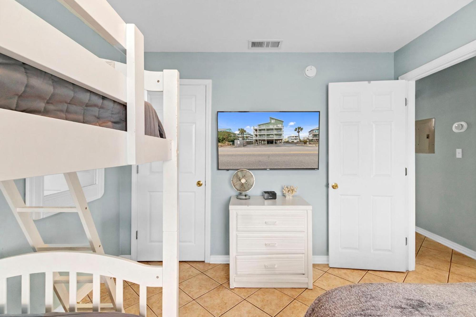 3br Gulf Views With Pool, Boat Launch And Dock
